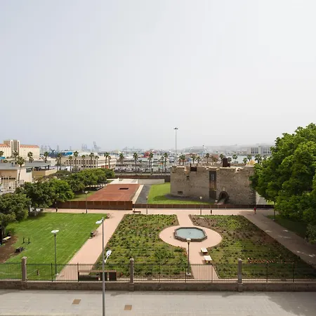 Apartment Castle With Balcony By Canariasgetaway Las Palmas de Gran Canaria